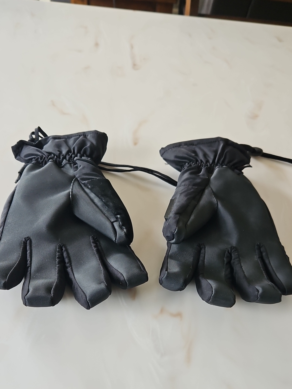 Dakine Black Insulated Winter Mittens with Fingers/Waterproof